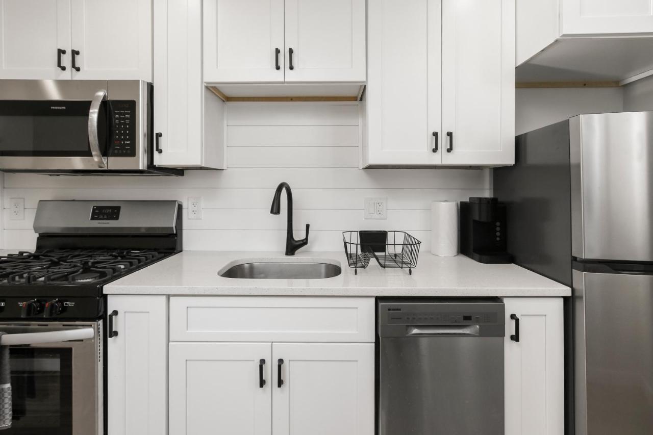 Cozy Ba Townhome Near Little Italy I Fells Point Балтимор Екстериор снимка