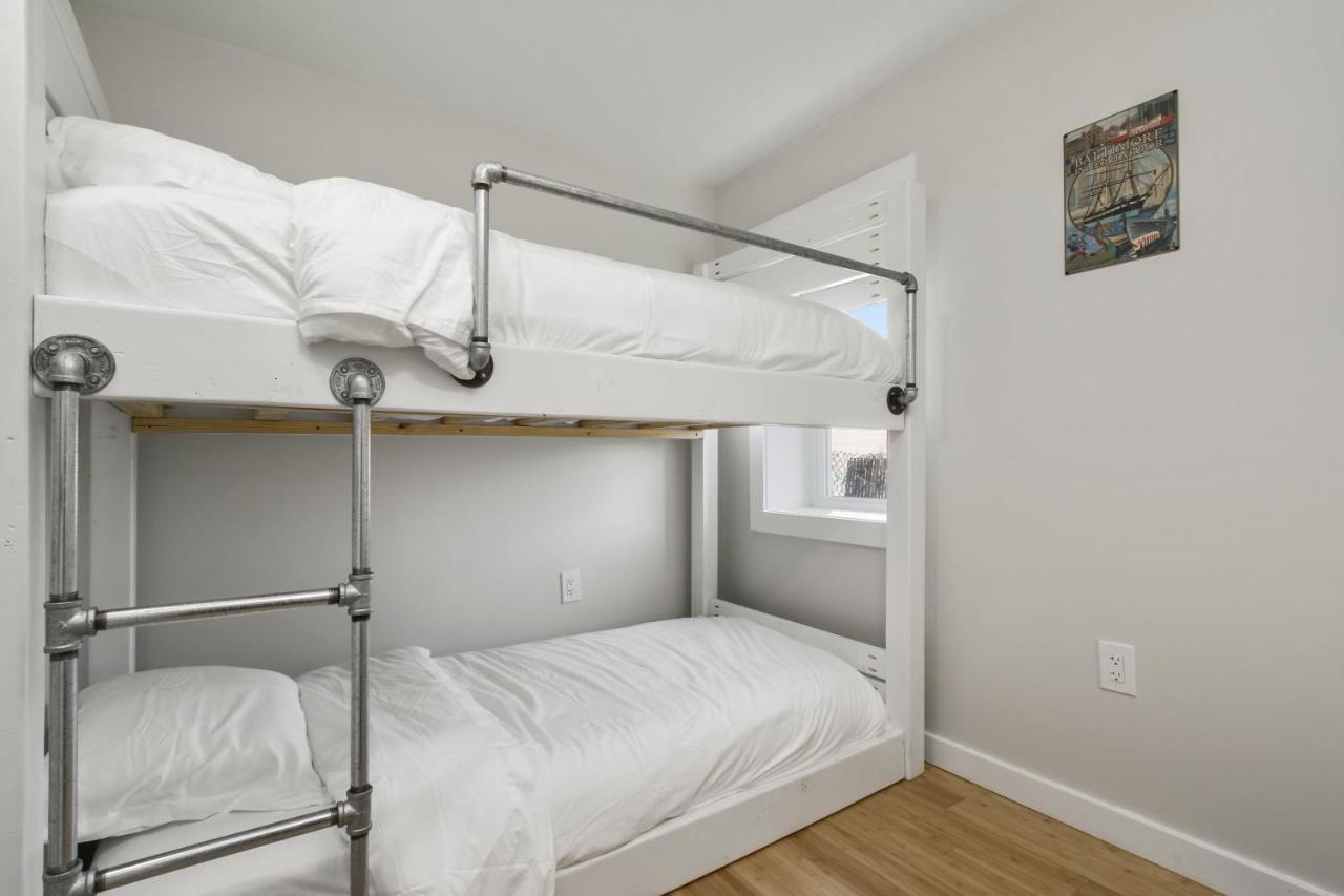 Cozy Ba Townhome Near Little Italy I Fells Point Балтимор Екстериор снимка