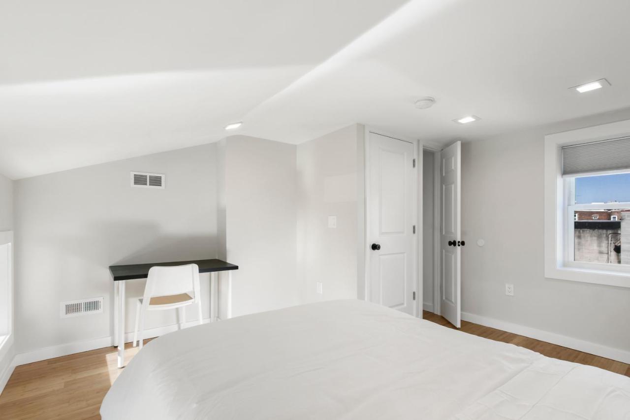 Cozy Ba Townhome Near Little Italy I Fells Point Балтимор Екстериор снимка